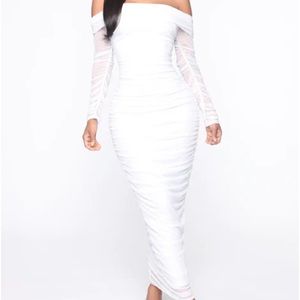Top Trend ruched maxi dress